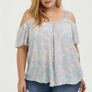 Torrid Light Blue Feather Crinkled Gauze Cold Shoulder Top sz 10 or 00